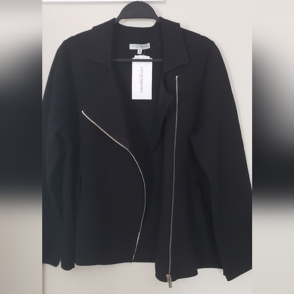 A black Love Trend New York Blazer with Asymmetrical Front Zip - Picture 2 of 7